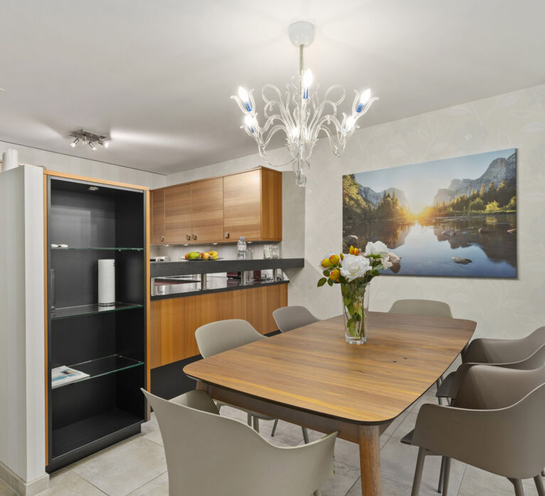 Salon et salle à manger des appartements Montreux LUX