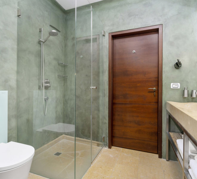 تجهيزات الحمام في فيلا روتانا من سويس للشقق الفندقية