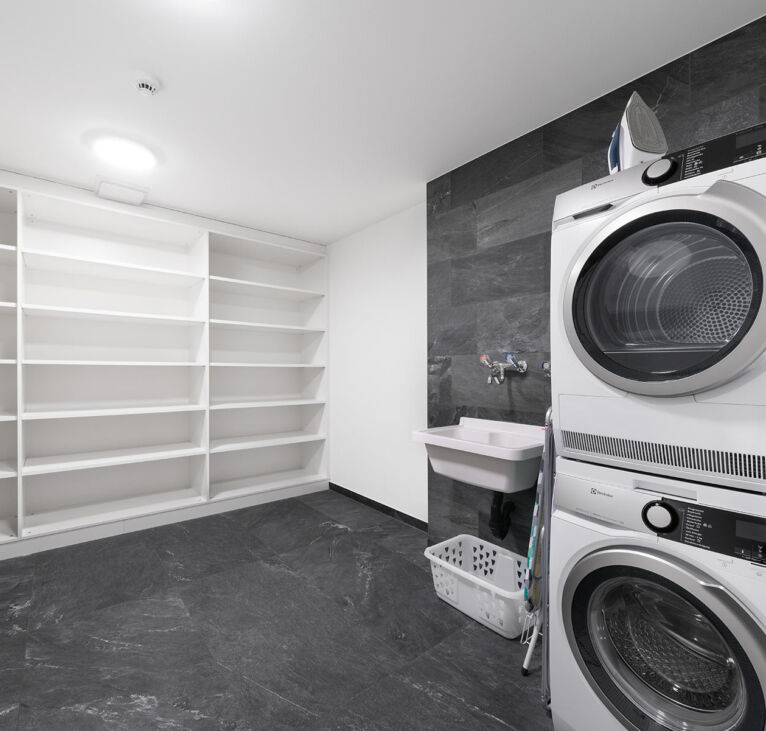 The laundry room of Interlaken Swiss Hotel Apartments