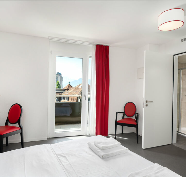 Lake-View-Double-Room-Freddie-Mercury-Swiss-Hotel-Apartments01