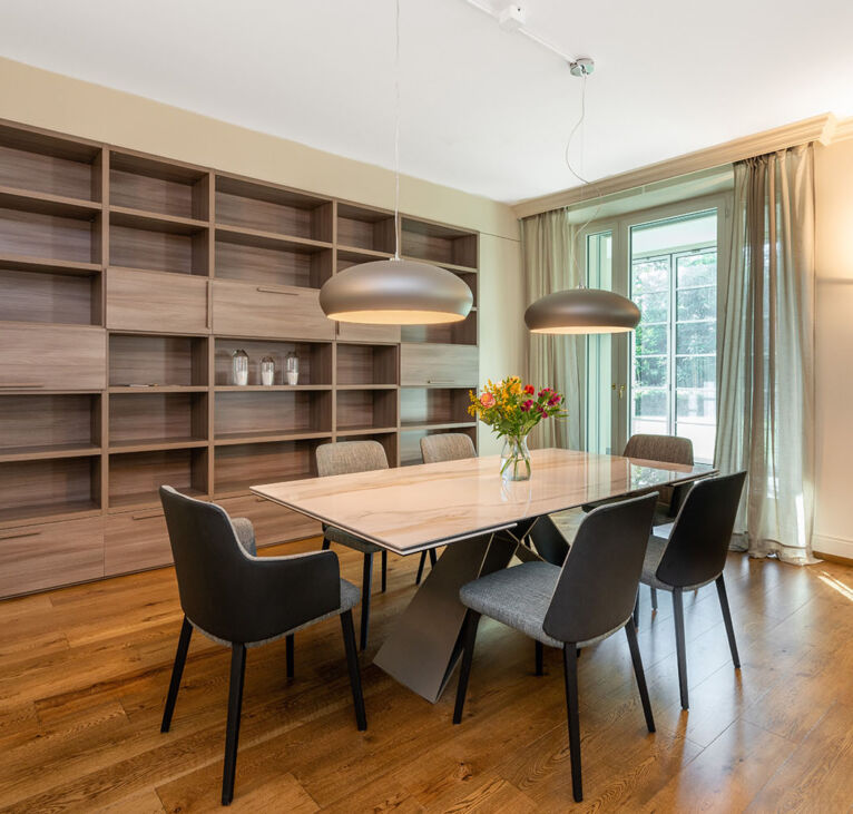 Four Bedroom Garden House Apartment
