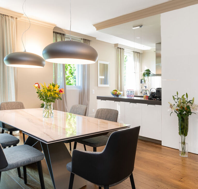 Four Bedroom Garden House Apartment