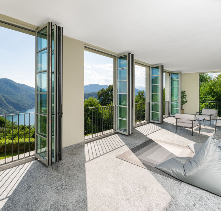 Four Bedroom Garden House Apartment