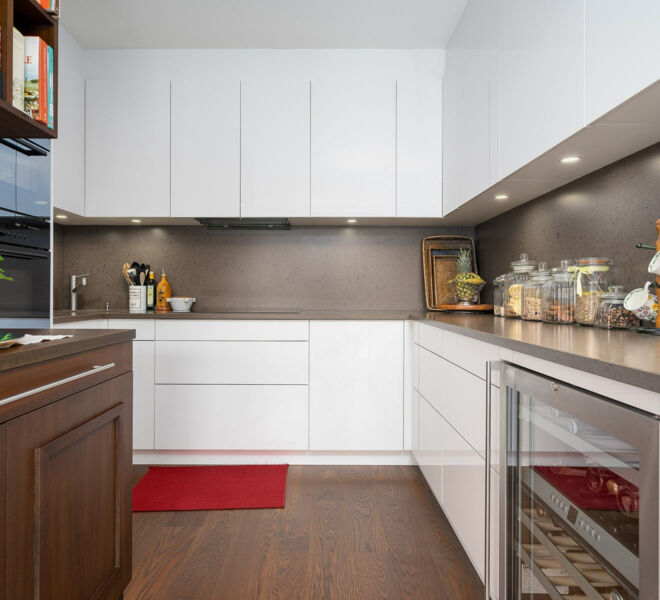 Cocina-2-Cuatro-dormitorios-Lugano-Vista al Lago-Apartamento-Spa-Hotel-Apartamentos